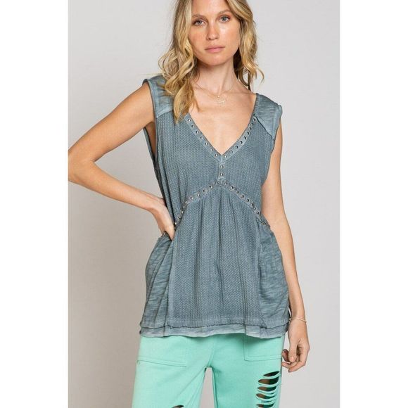 POL CLOTHING V-neck Tank Top with Stud Trim Ocean Teal Summer Spring New TKT709 - Picture 5 of 7